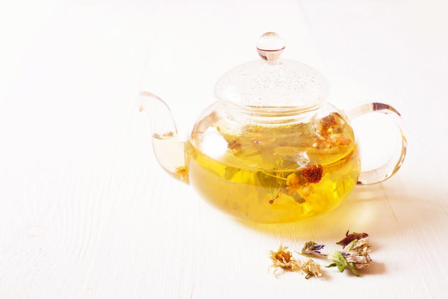 自律神経を落ち着かせる飲み物と摂りたい栄養素6つ。コンビニでもすぐ買える食材を管理栄養士が紹介