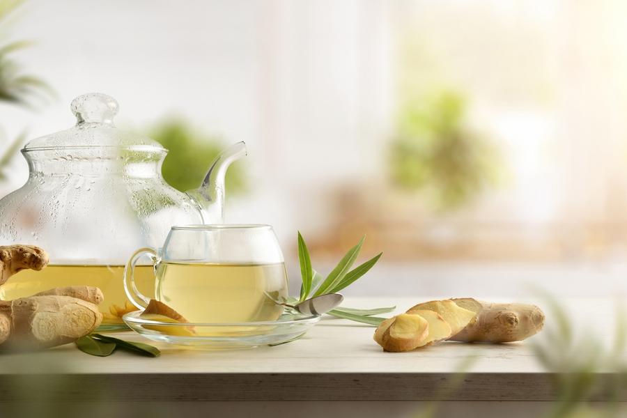 胃もたれの原因と対策は?市販薬の選び方は?消化を助ける食生活や生活習慣を知ろう