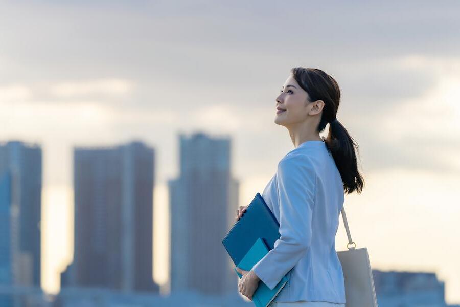 オルニチンは女性に嬉しい成分!忙しい毎日の生活でどのようにとりいれる?オルニチンを多く含む食品やドリンクの選び方を紹介