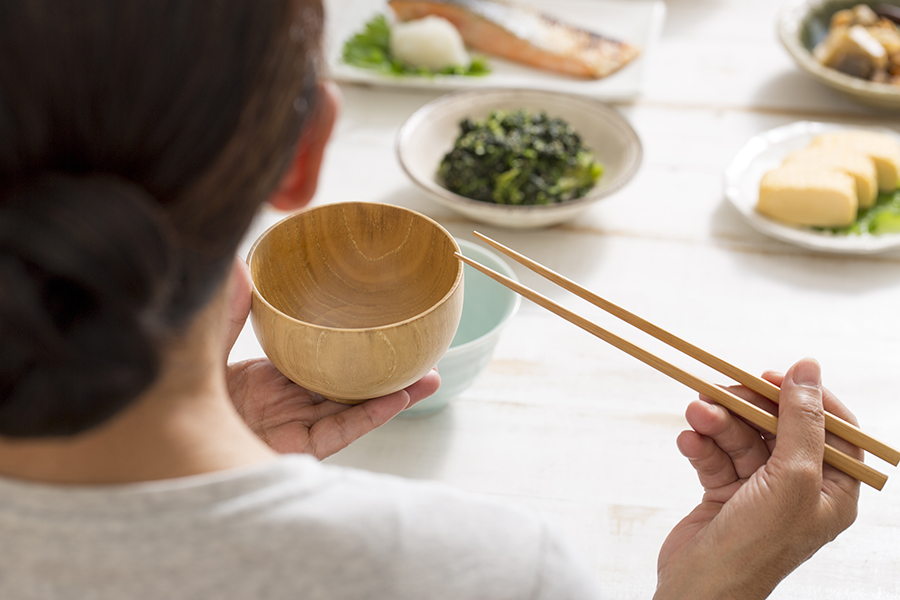 中性脂肪を減らすにはどうする?中性脂肪値を下げるには生活習慣の改善と早めの予防が大切