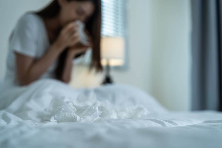 【医師監修】花粉症の症状がひどい日・つらい人必見!夜や曇りの日など症状が出やすい一歩前に正しい対策を