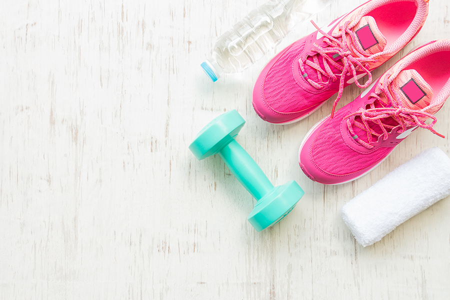 睡眠に運動はどう関係している?【エクササイズ動画付き】質を高めるポイントやおすすめのストレッチを紹介