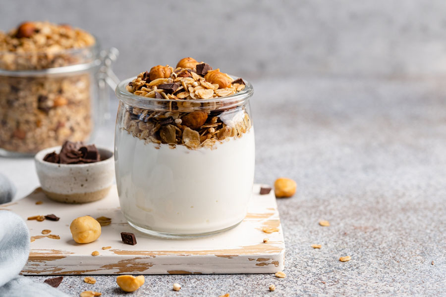 血糖値を下げる食べ物とは?上げるものやコンビニで手に入るもの、食事のコツを紹介