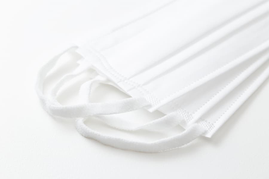 【初めてでもできる花粉対策!植物の種類・飛散時期の把握から適切なマスク・メガネ選びや生活改善まで解説