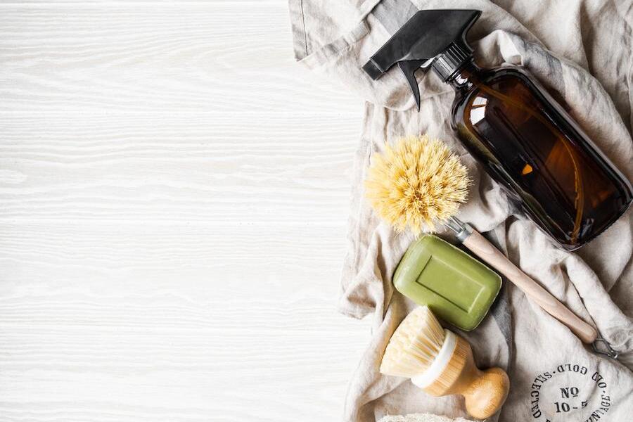 アロマを使って掃除を楽しく。ハウスキーピングに役立つ精油を取り入れて、掃除をもっと快適にしよう